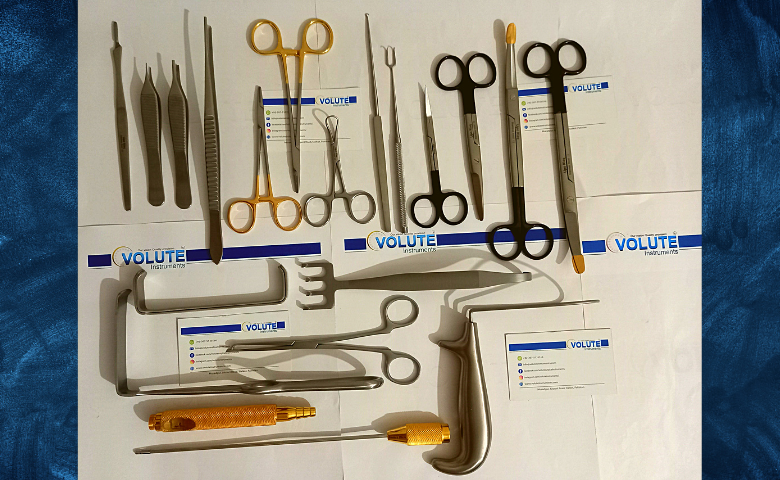 Facelift surgery set